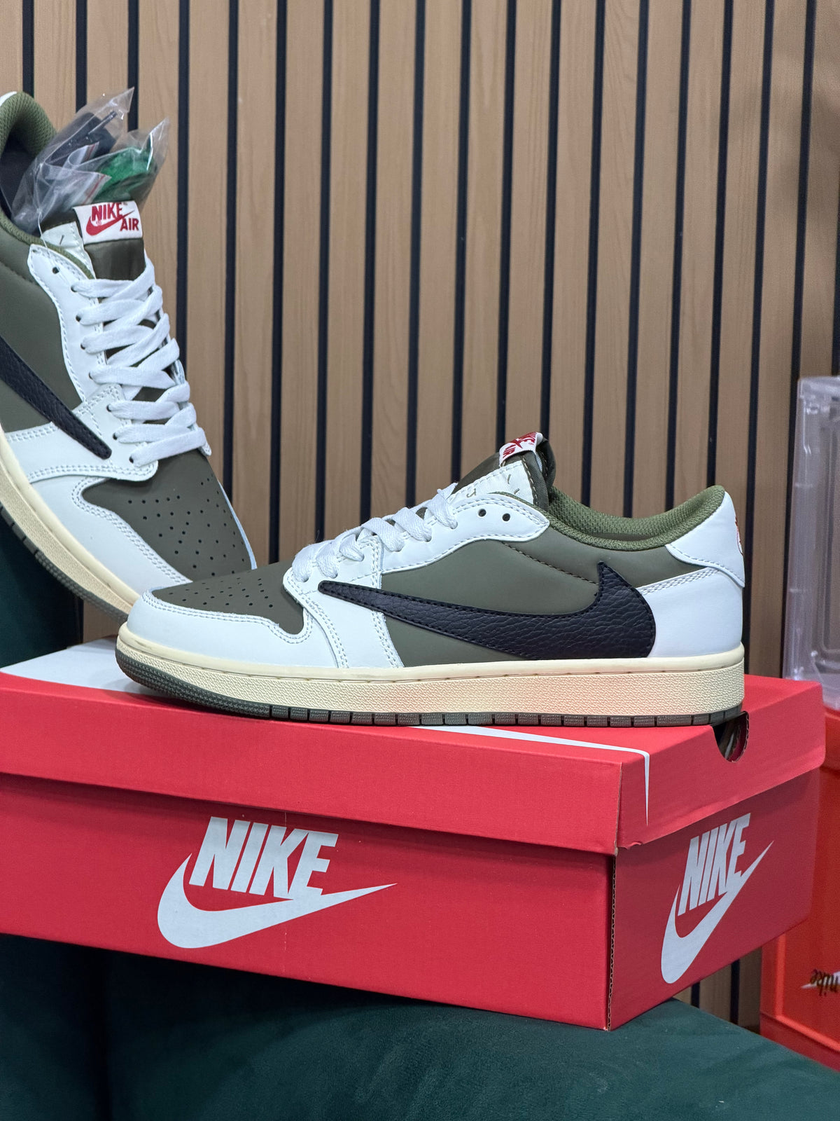 NIKE SB