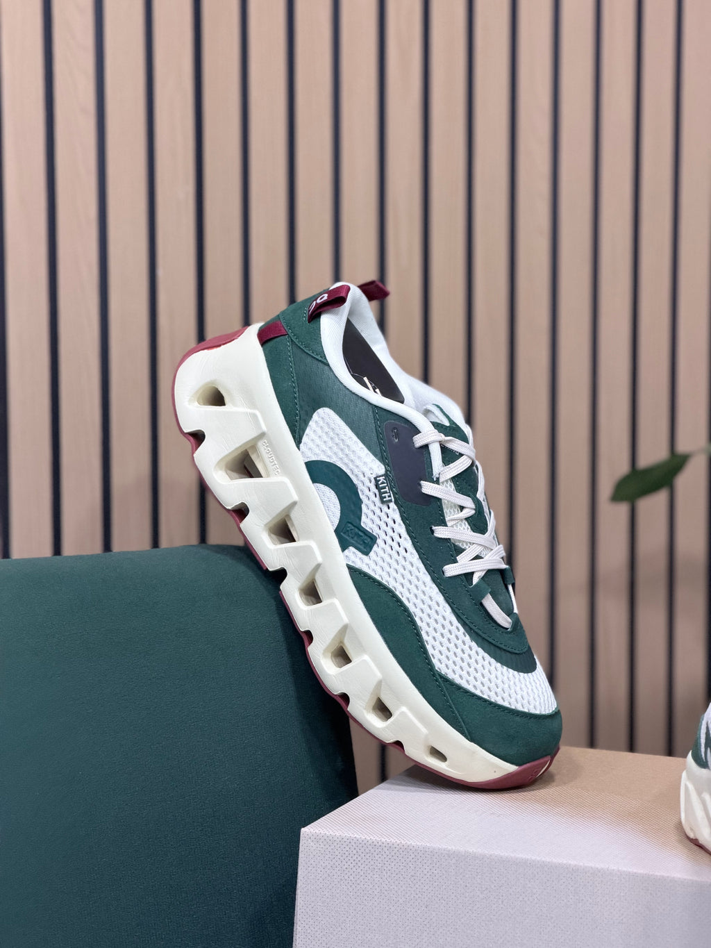 ON CLOUD KITH