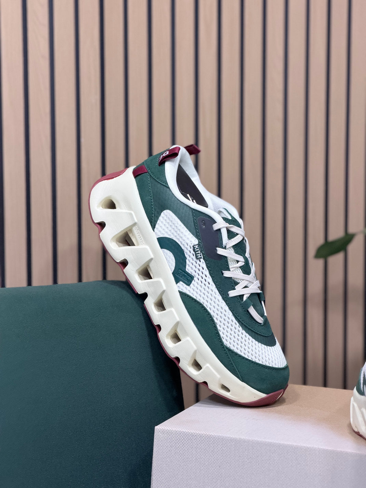 ON CLOUD KITH