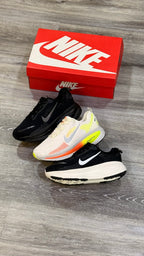 NIKE VOMERO 18