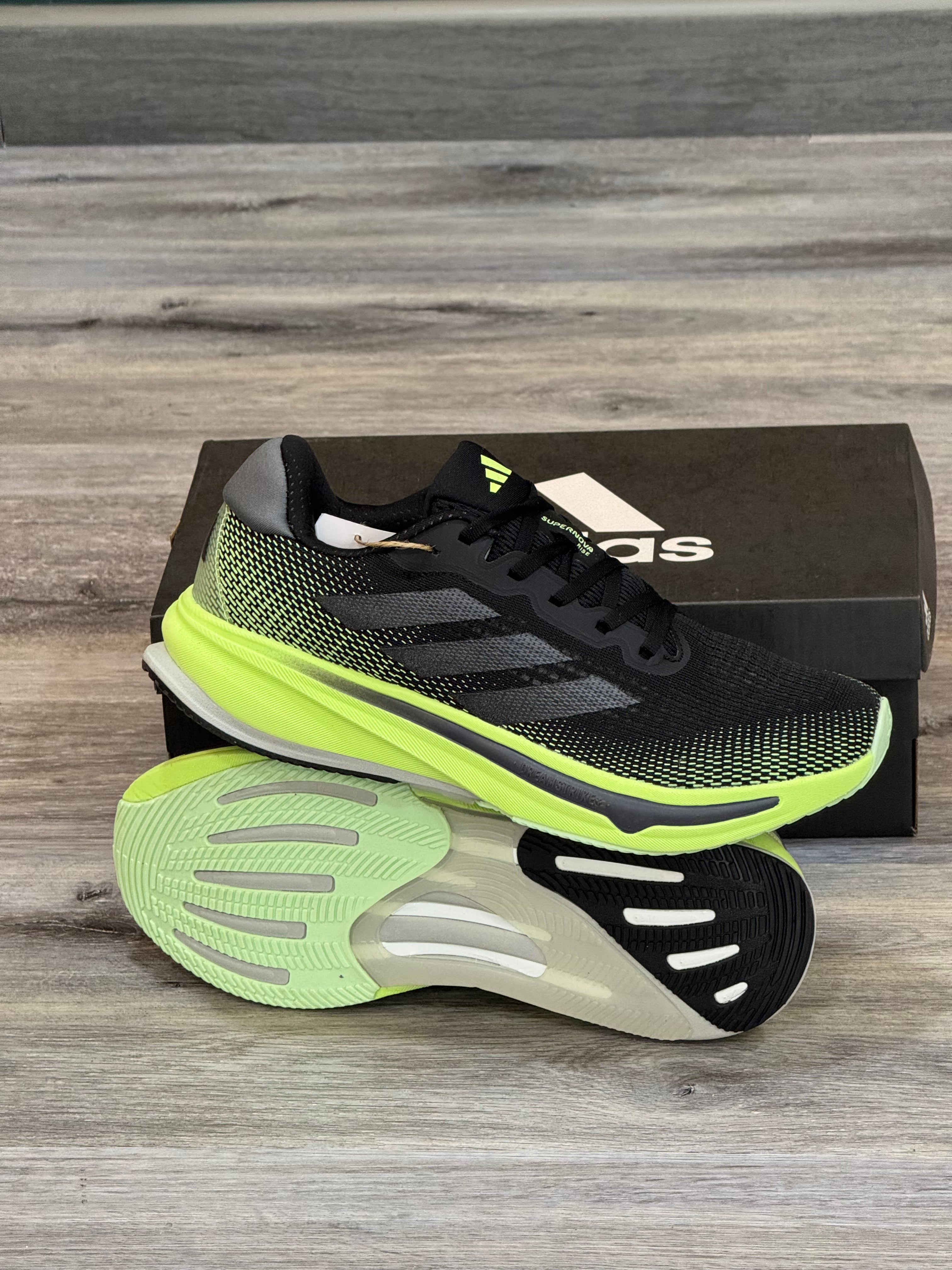 ADIDAS SUPERNOVA