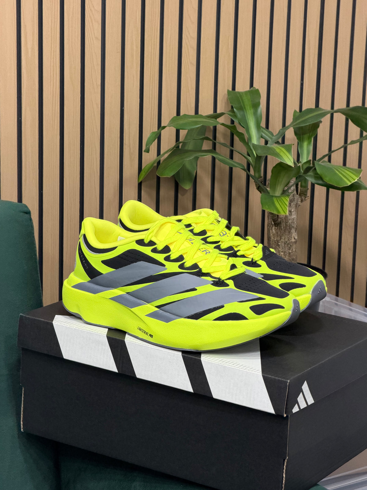 ADIZERO EVO SL