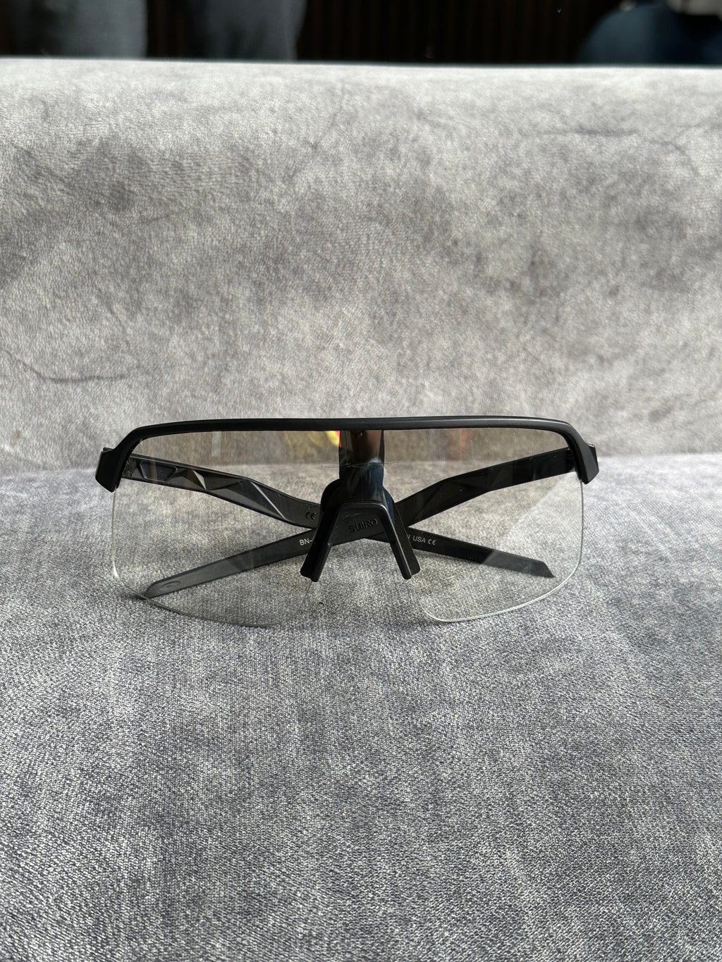 OAKLEY