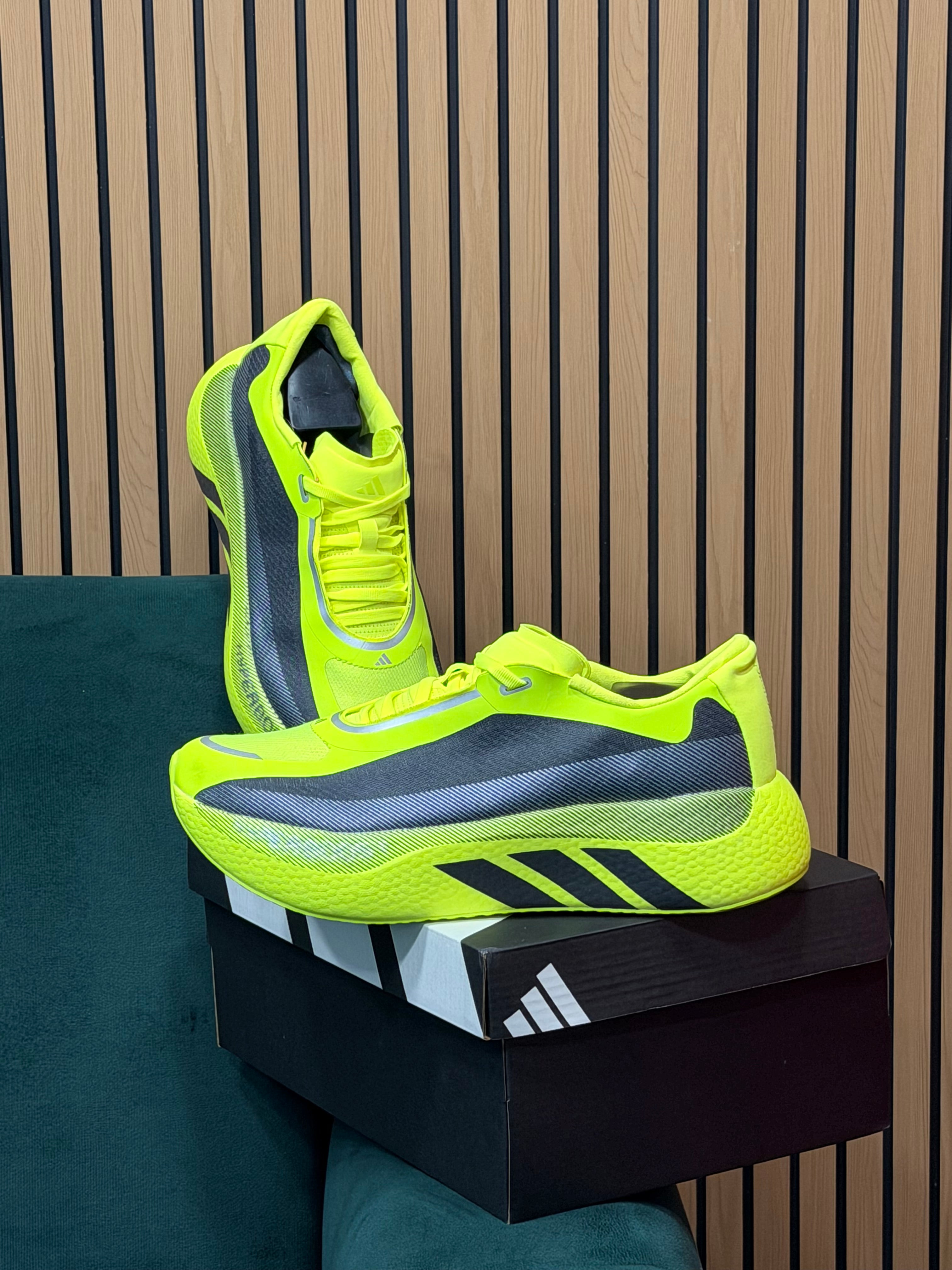 ADÍDAS HYPERBOOTS