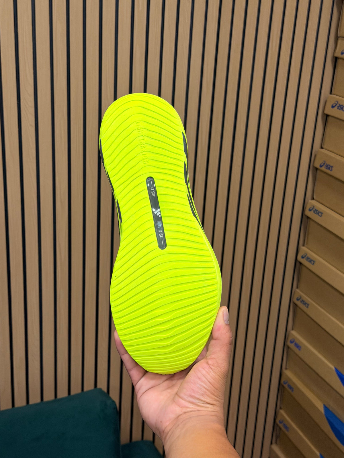 ADÍDAS HYPERBOOTS