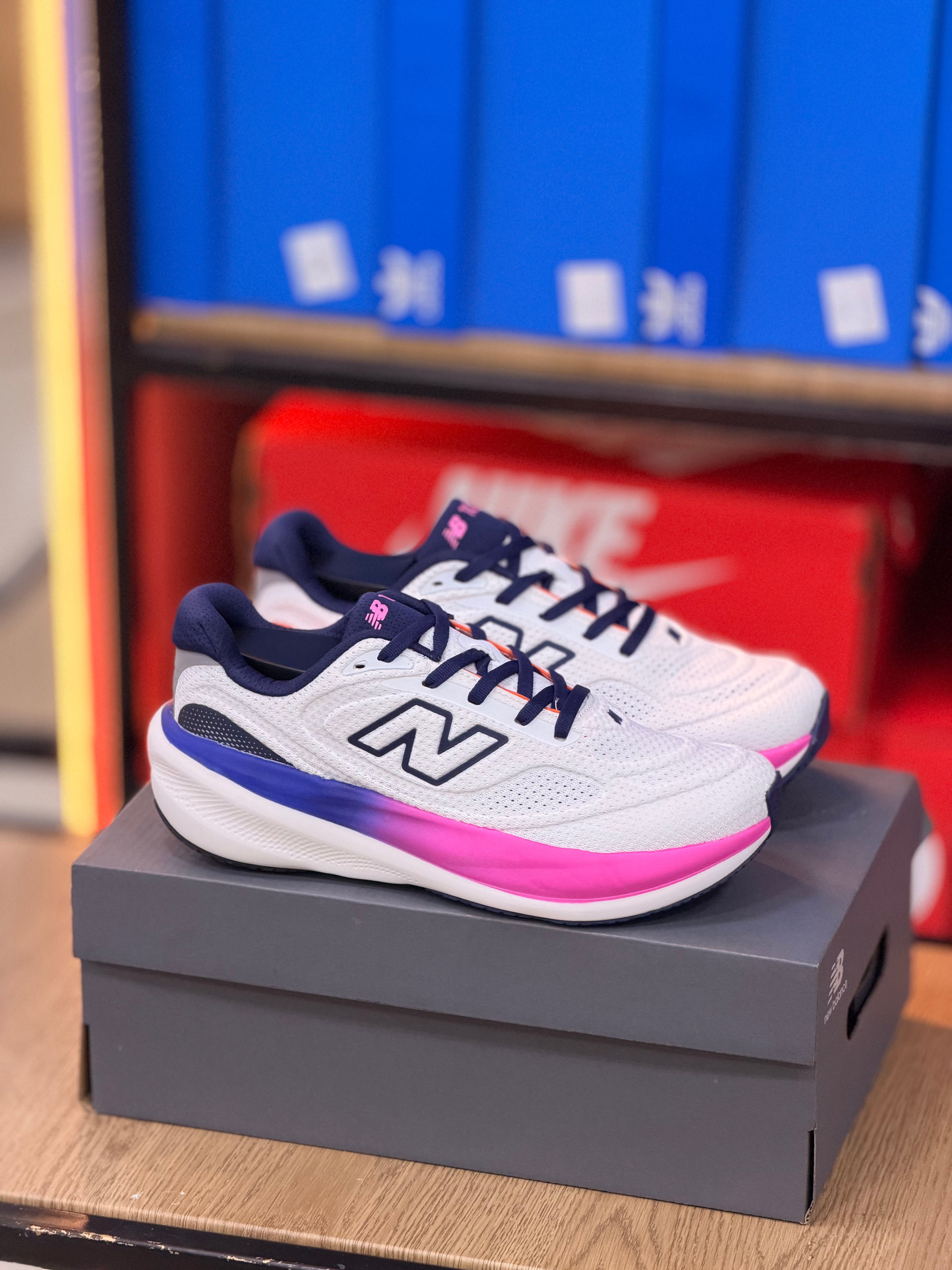 NEW BALANCE