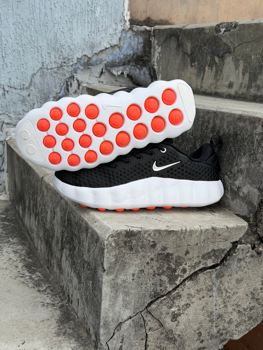 NIKE MIND 002