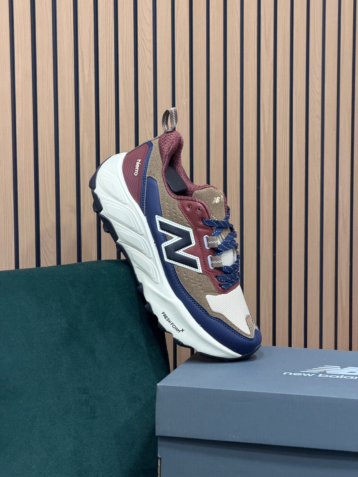 NEW BALANCE HIERRO