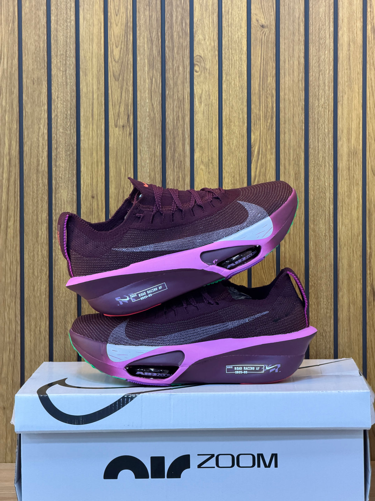 NIKE ALPHA FLY 2