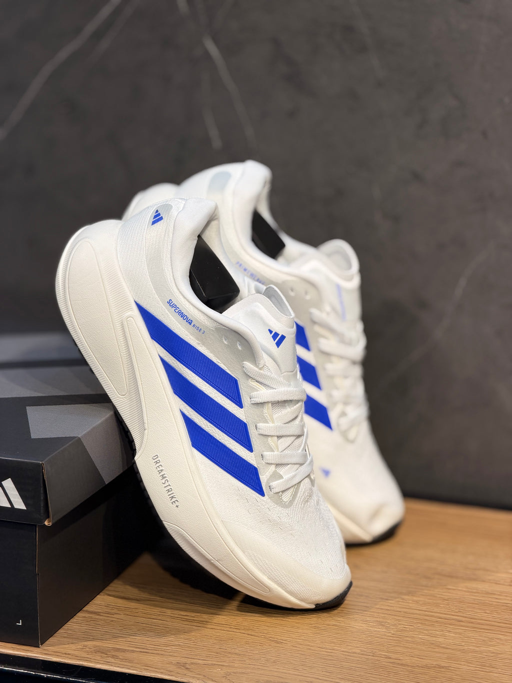 ADIDAS SUPERNOVA RISE 3