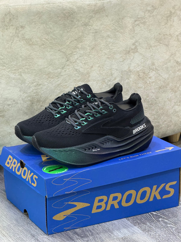 BROOKS