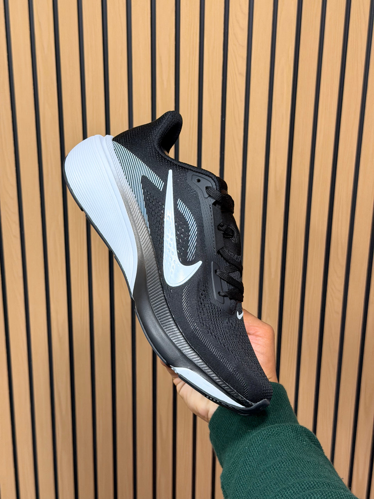 NIKE PEGASUS 42