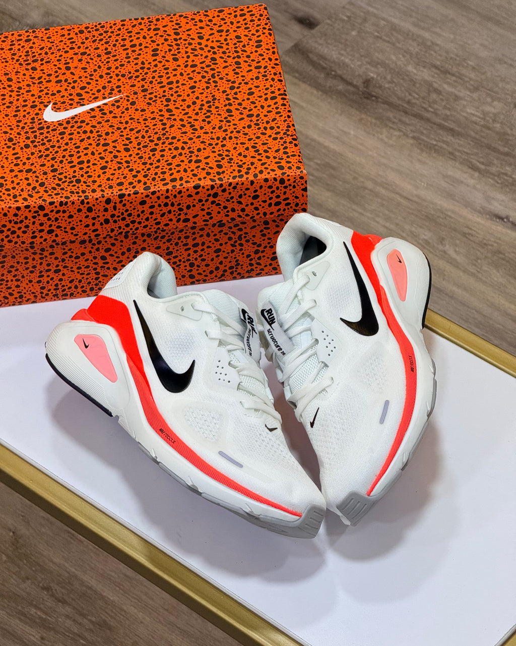 NIKE STRUCTURE 26