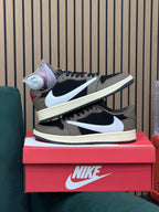 NIKE SB