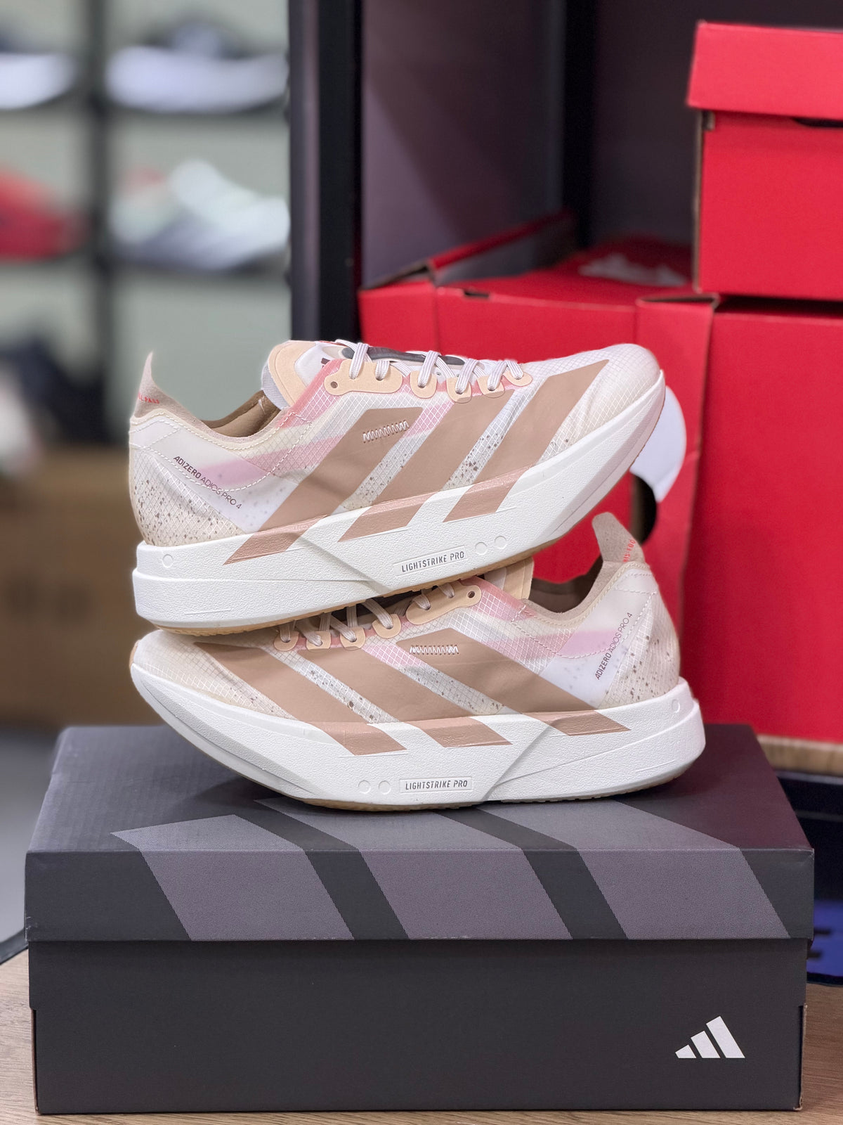 ADIZERO ADIÓS PRO 4