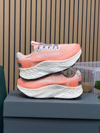 NEW BALANCE MORE V4