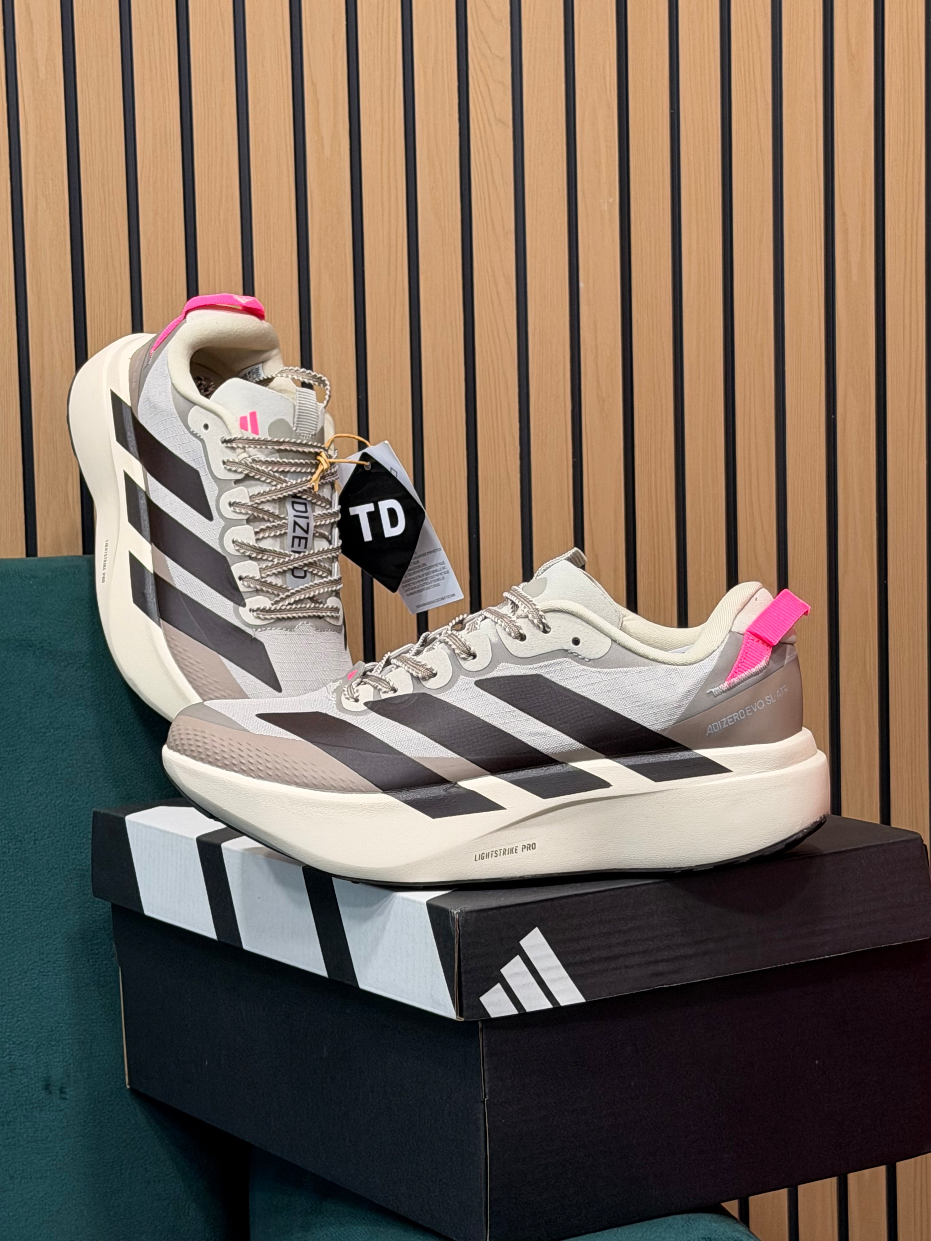 ADIZERO SL ATR