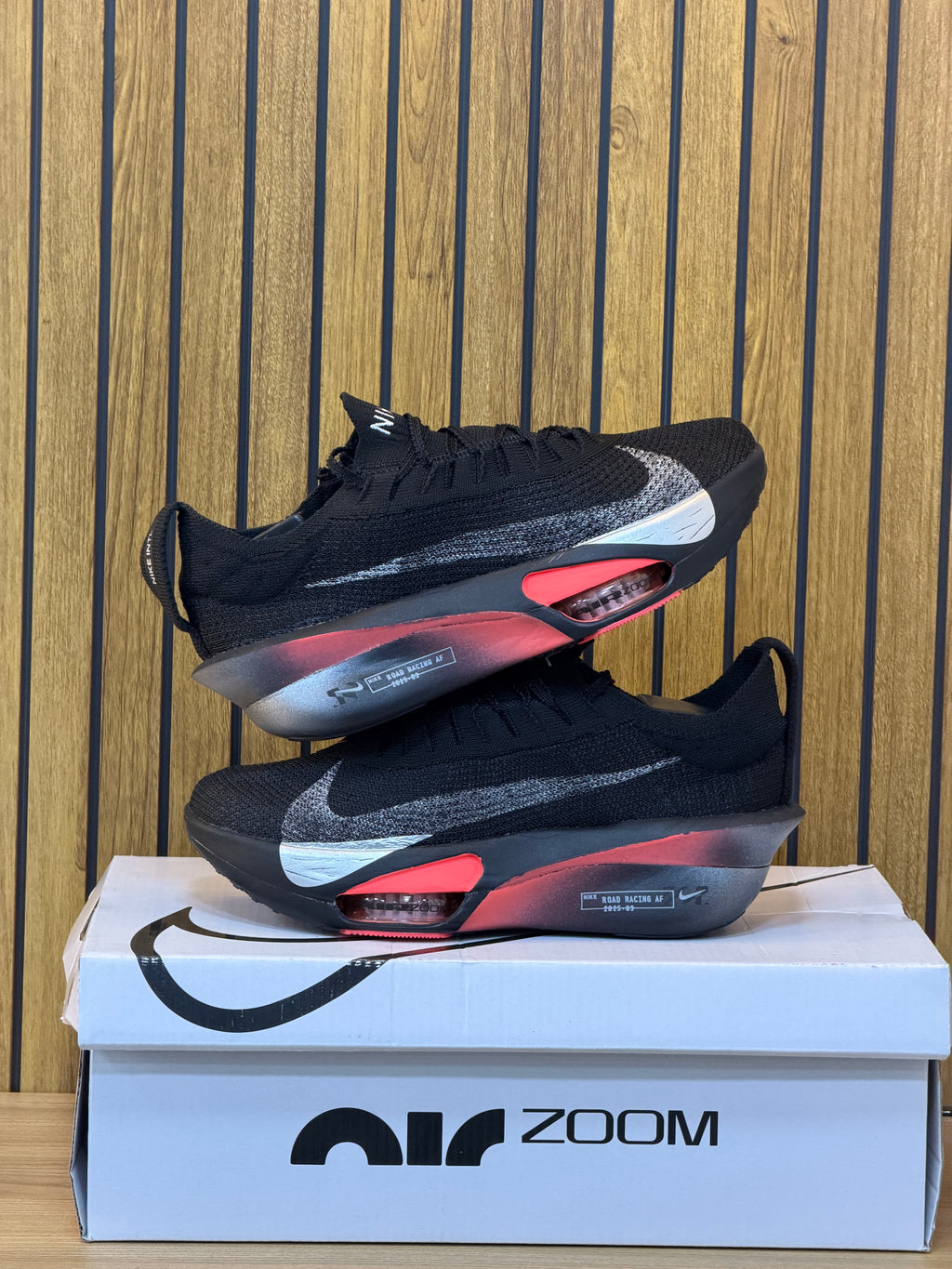 NIKE ALPHA FLY 2