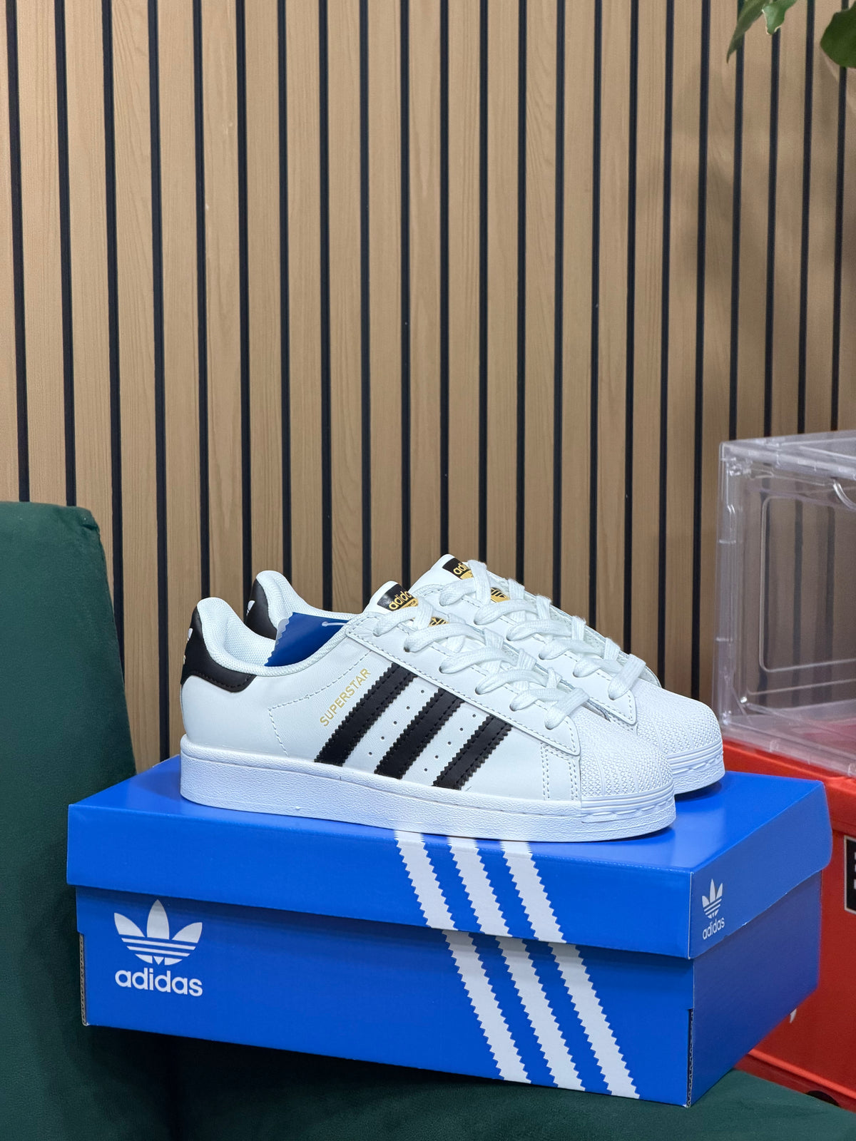 ADIDAS SUPERSTAR