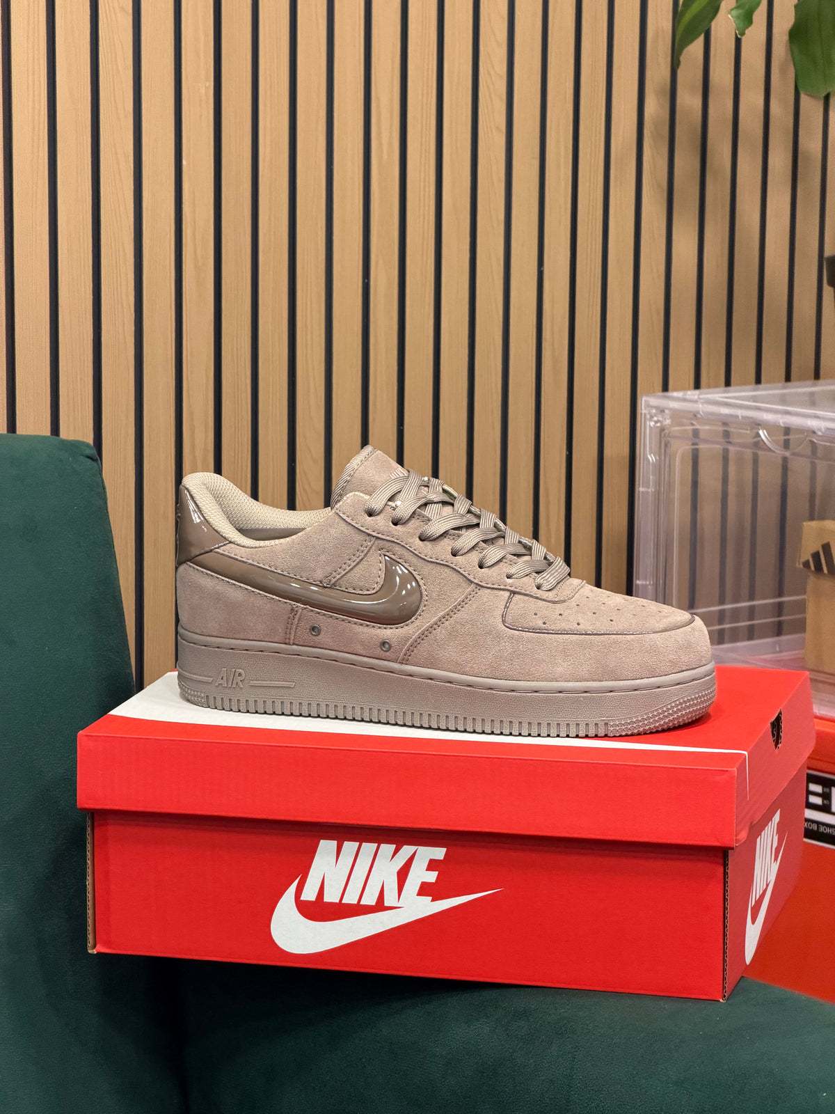 NIKE AIR FORCE ONE