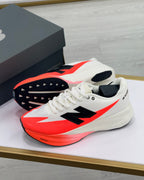 NEW BALANCE SC ELITE