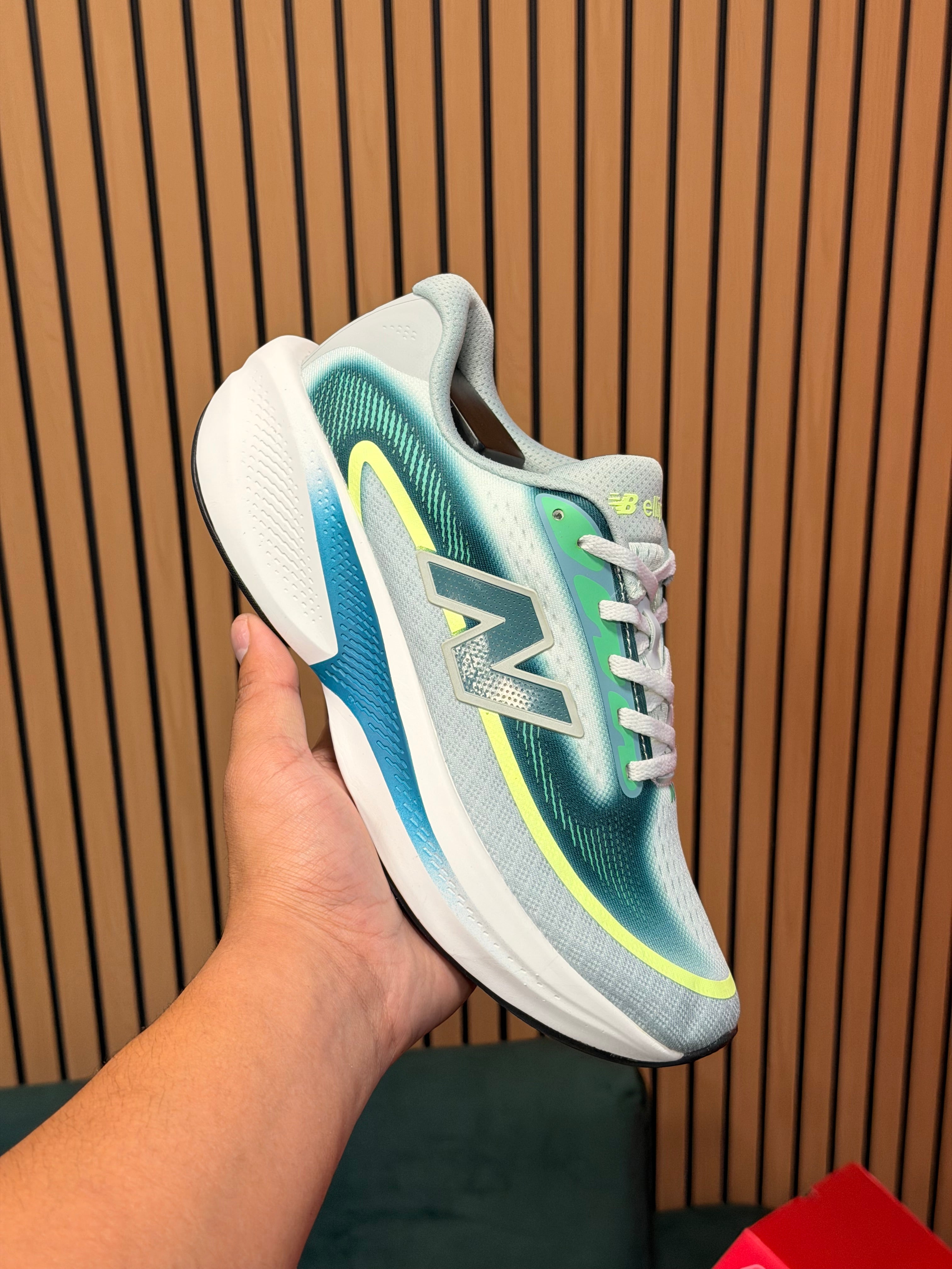 NEW BALANCE ELLIPSE