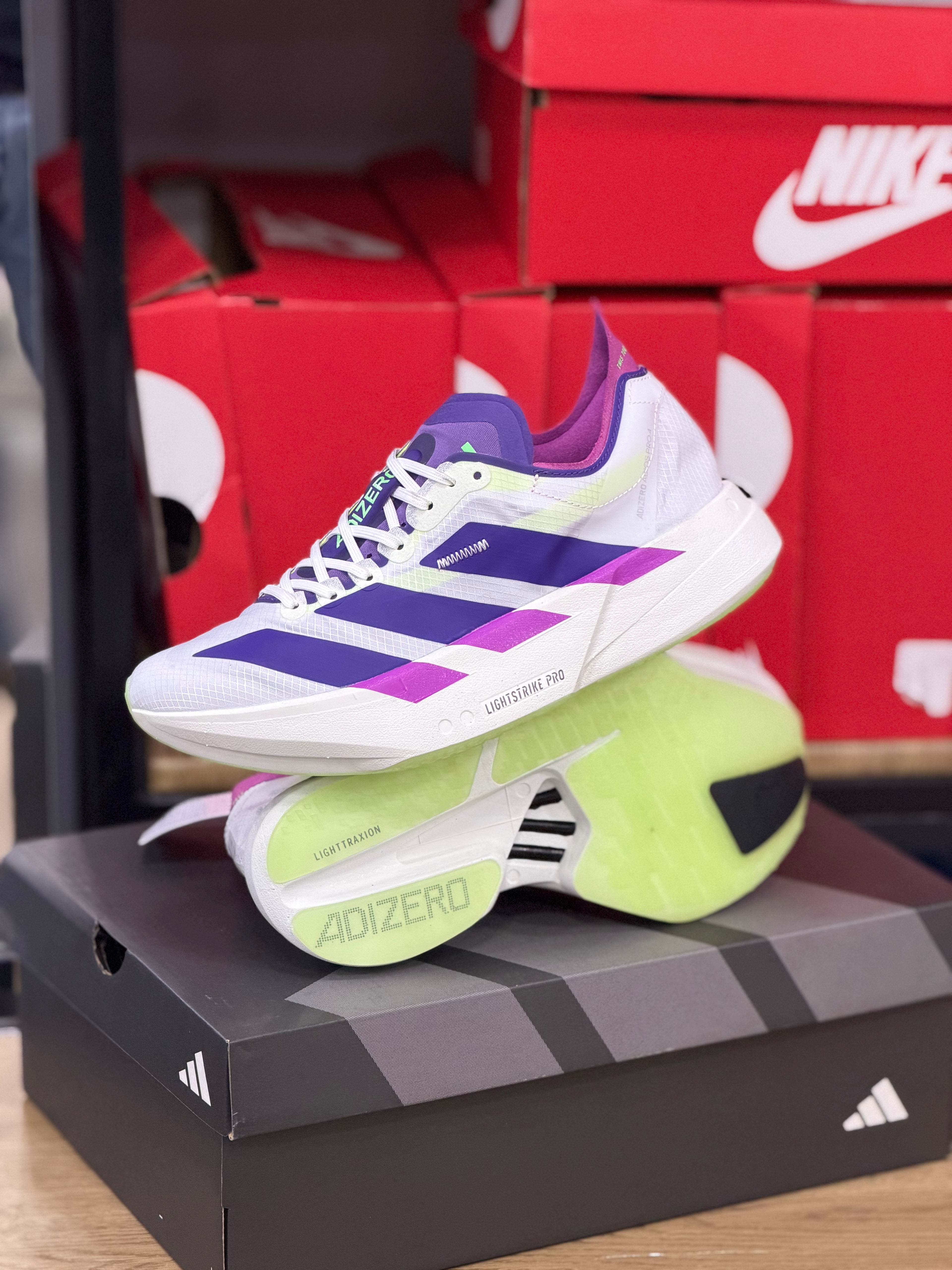 ADIZERO ADIÓS PRO 4