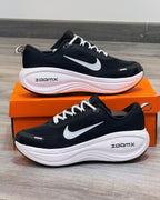 NIKE VOMERO PLUS