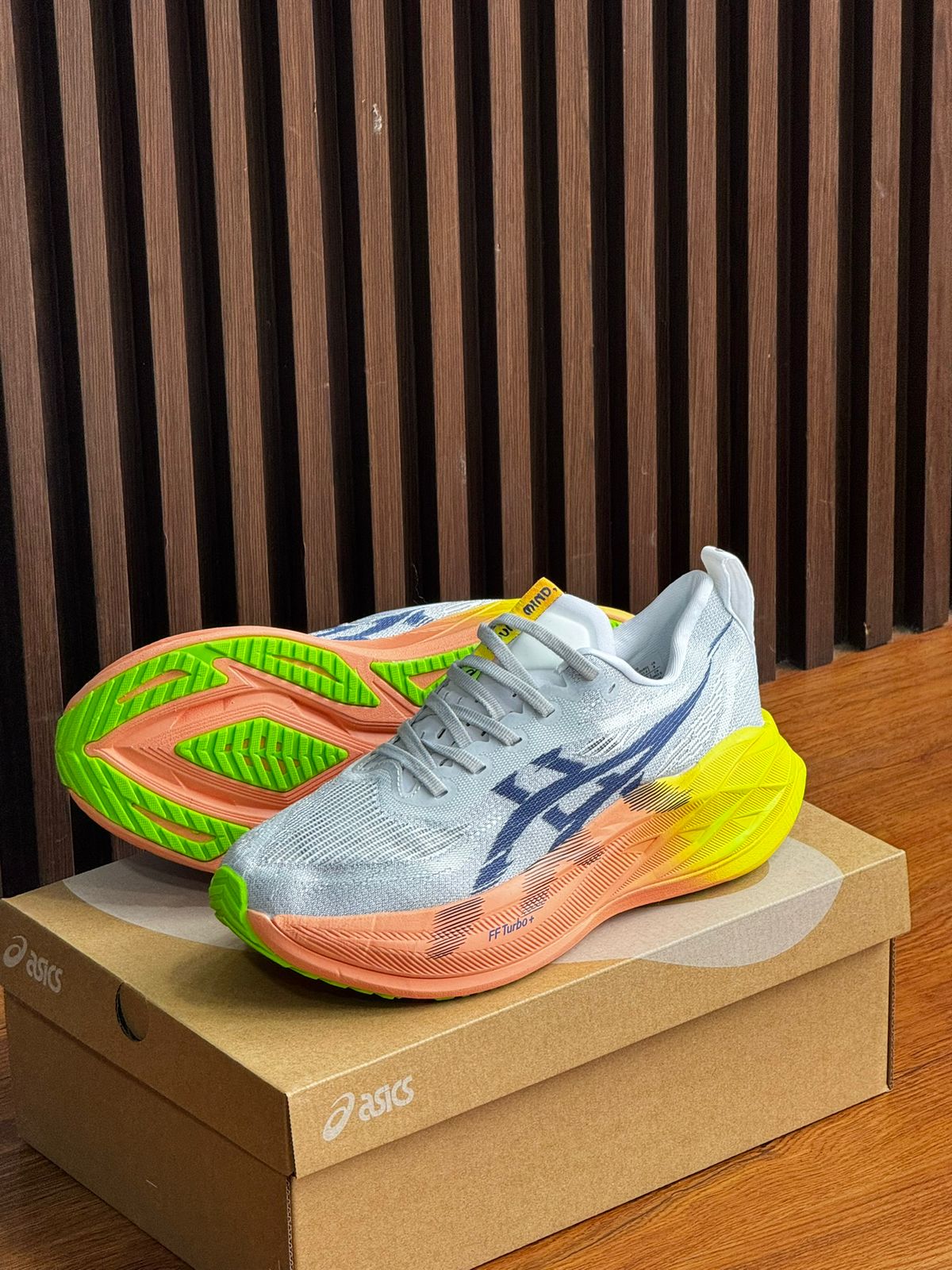 ASICS SUPERBLAST MAX HOMBRE