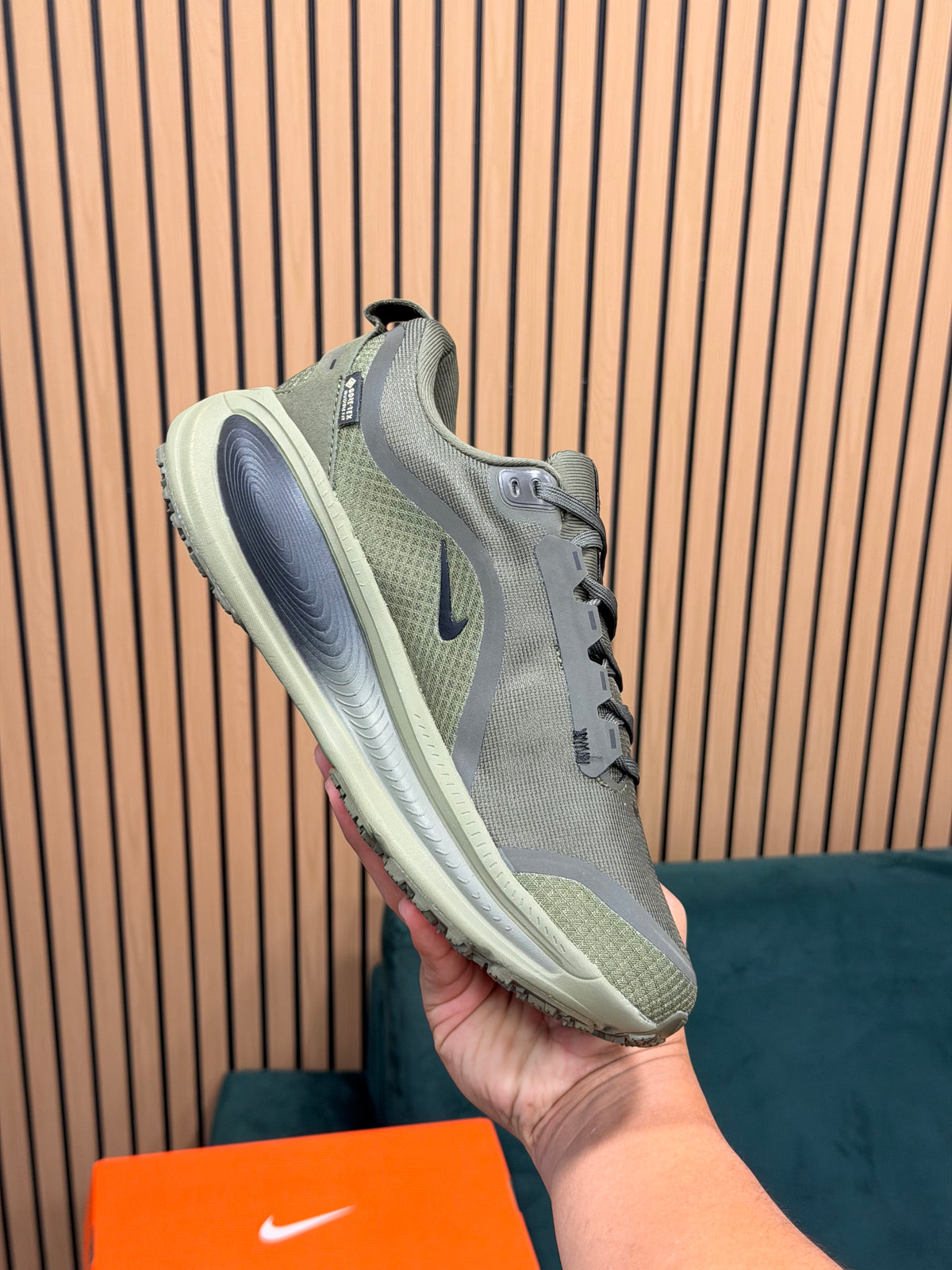 NIKE VOMERO 18 GORETEX