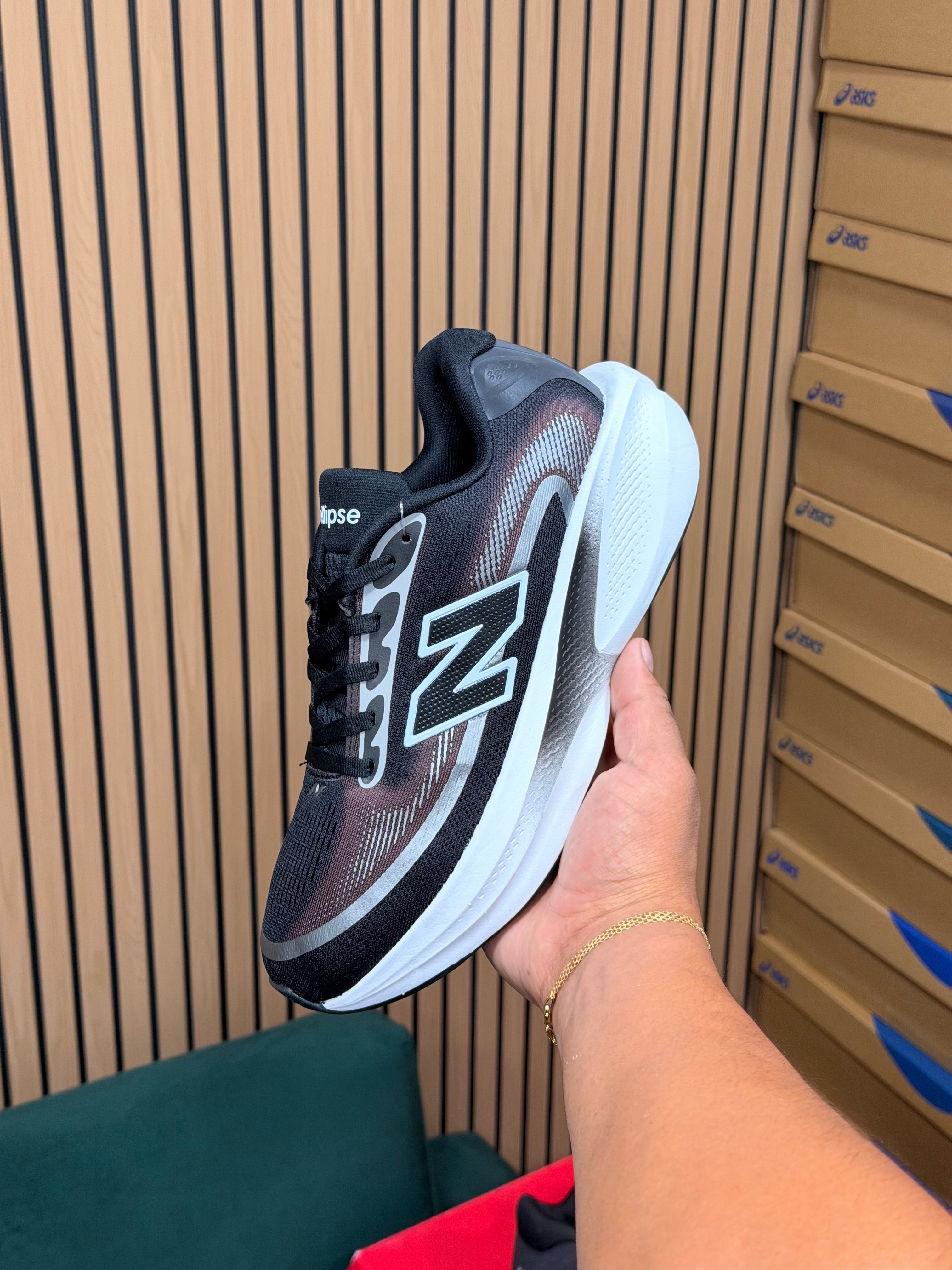 NEW BALANCE ELLIPSE