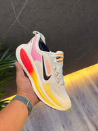 NIKE VOMERO 18