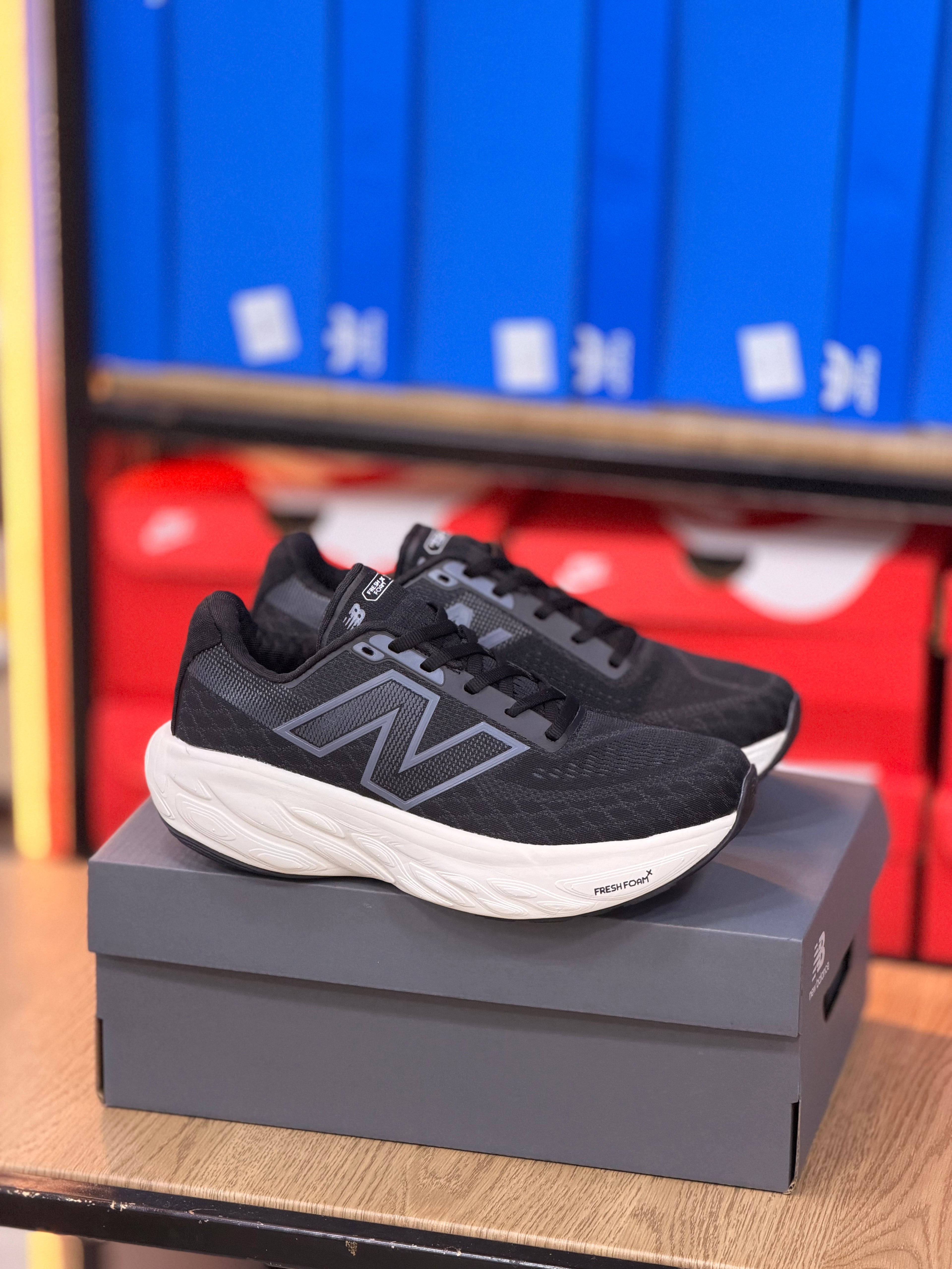 NEW BALANCE 1080