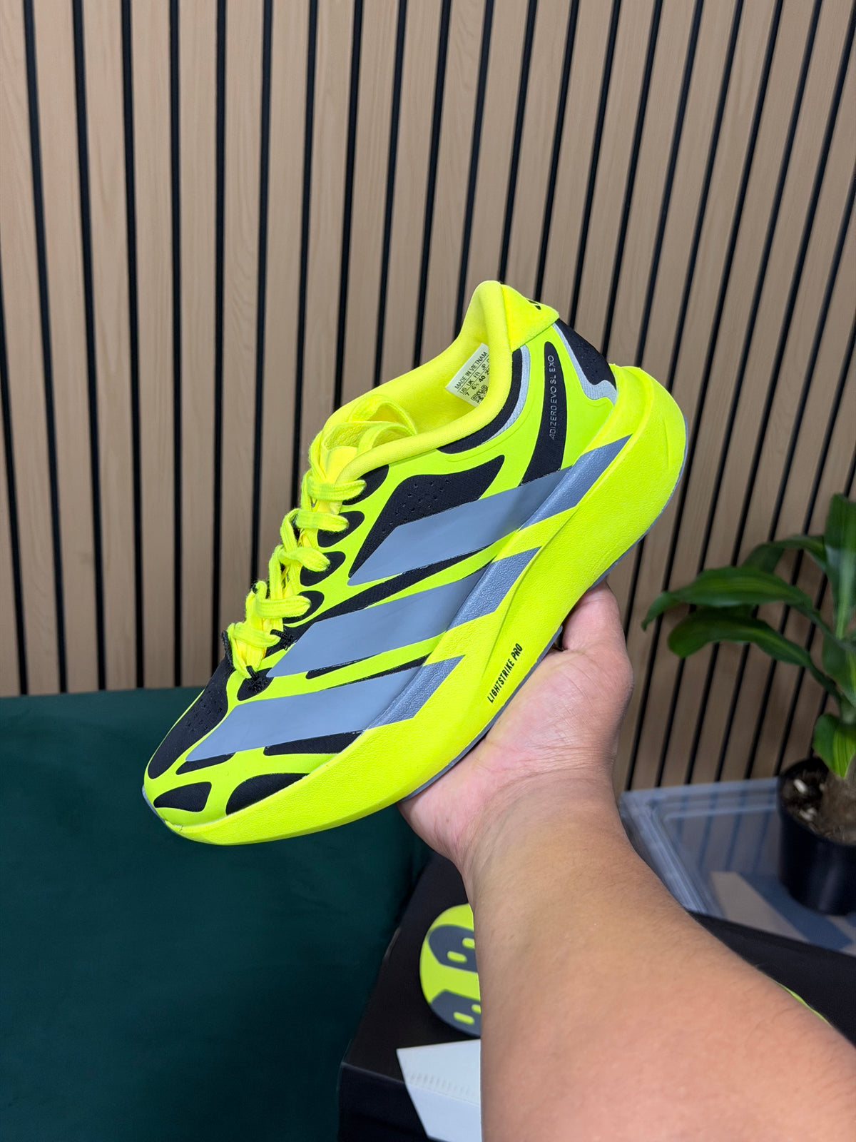 ADIZERO EVO SL