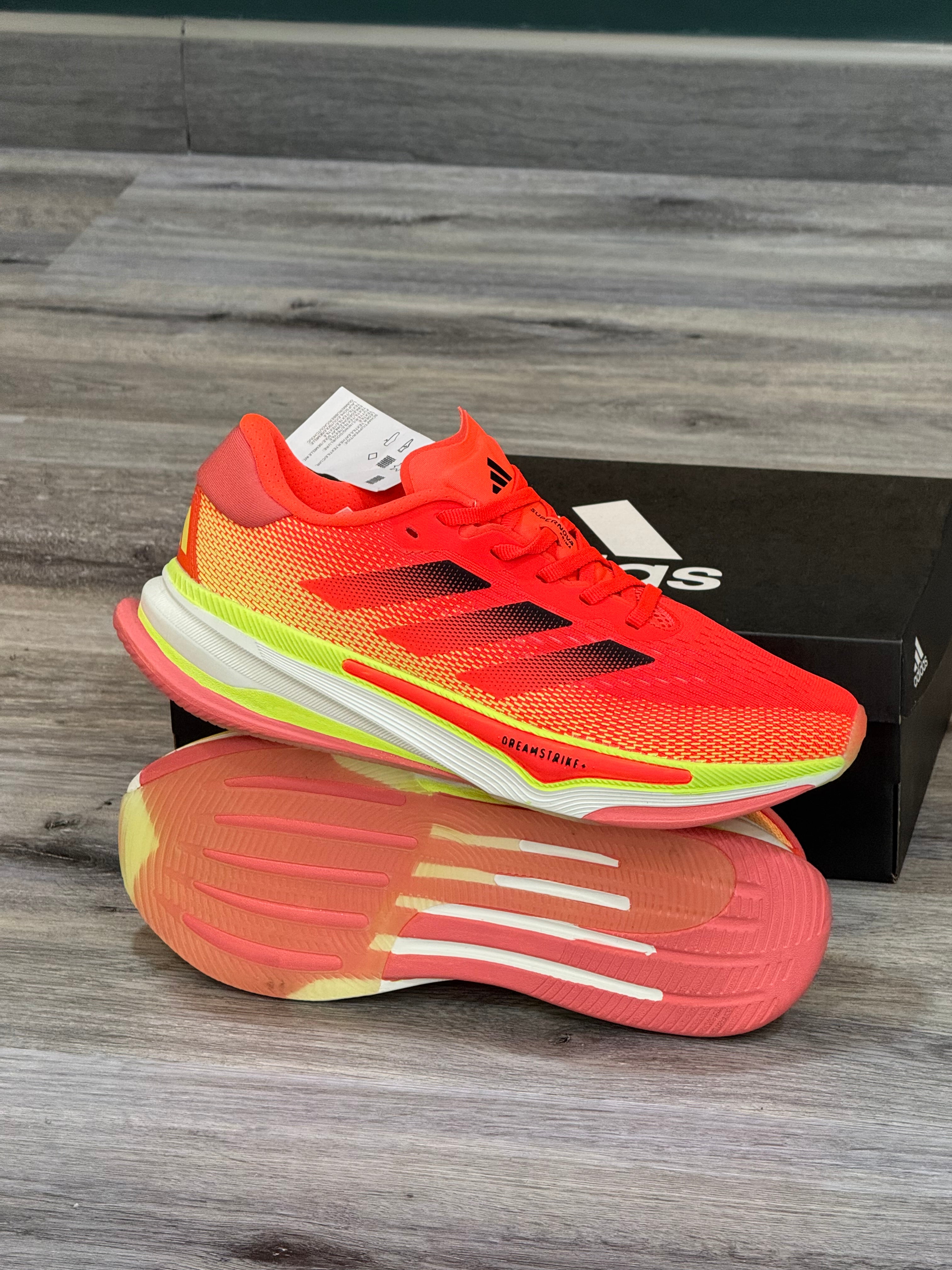 ADIDAS SUPERNOVA