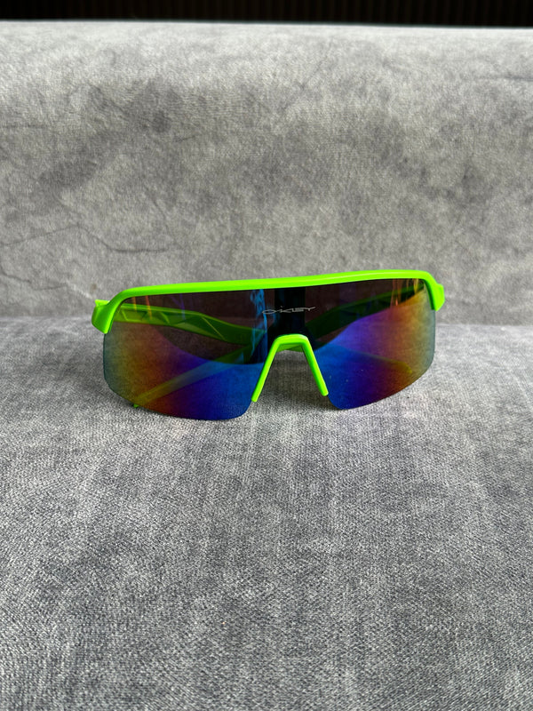 OAKLEY
