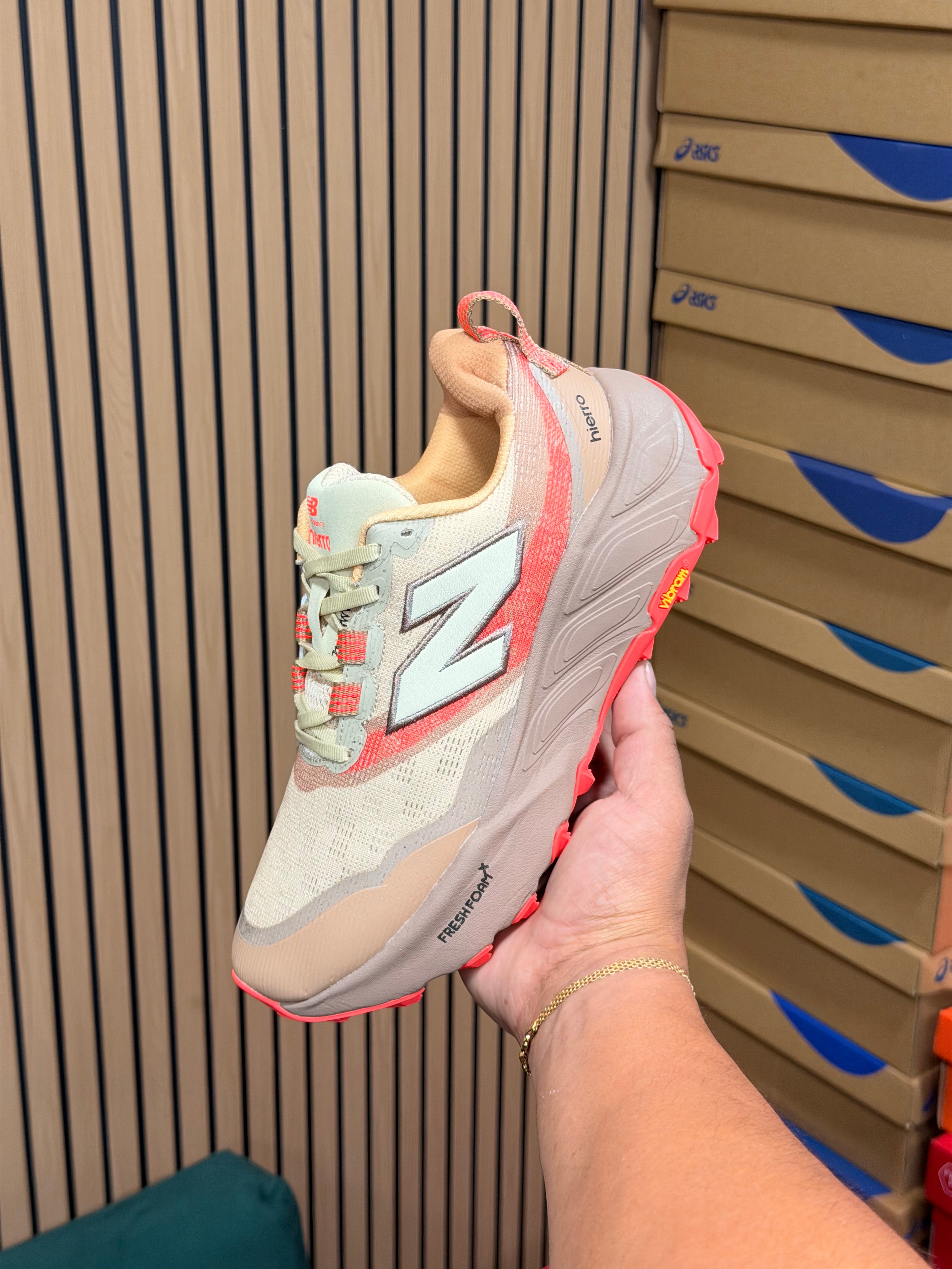 NEW BALANCE HIERRO