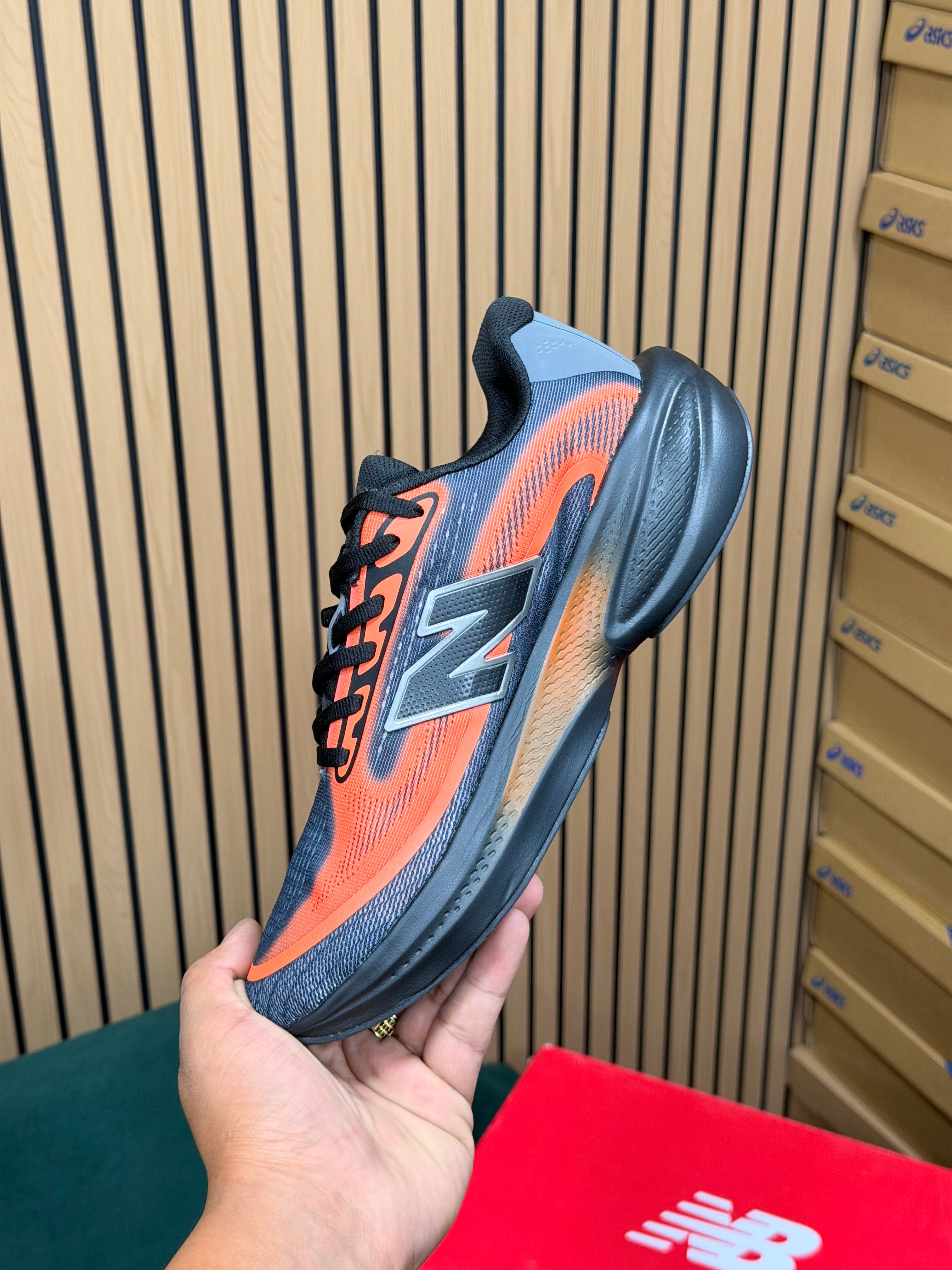 NEW BALANCE ELLIPSE