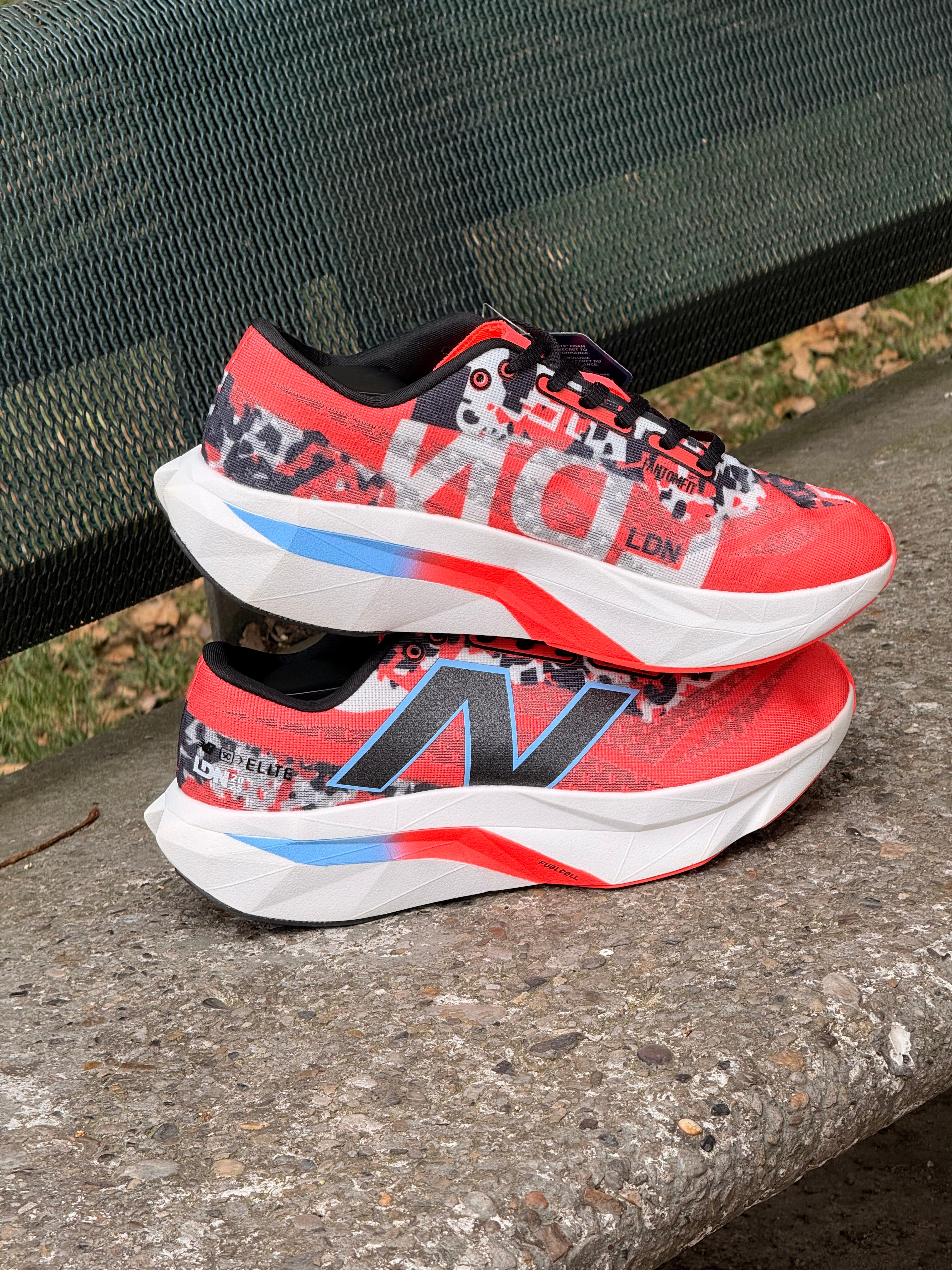 NEW BALANCE ELITEV4 LND
