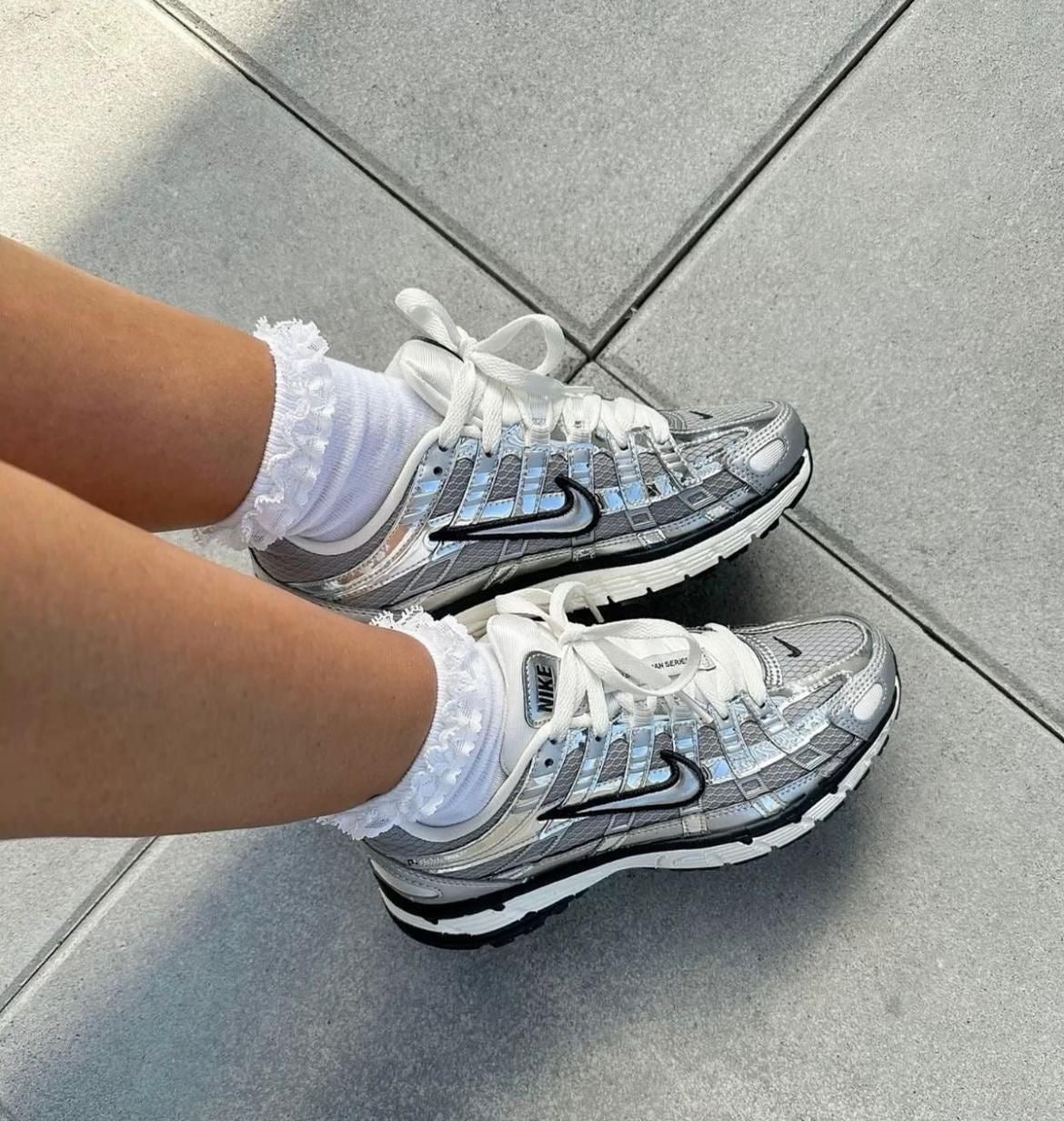NIKE P6000