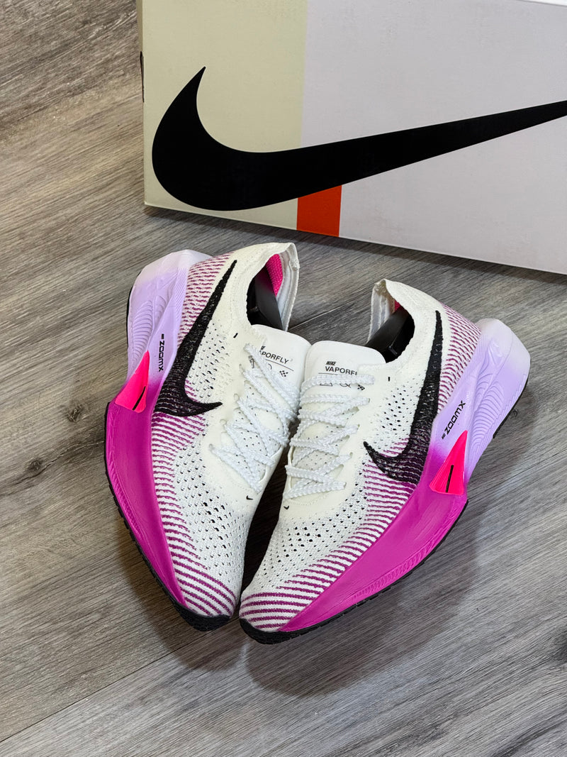 NIKE VAPOR FLY