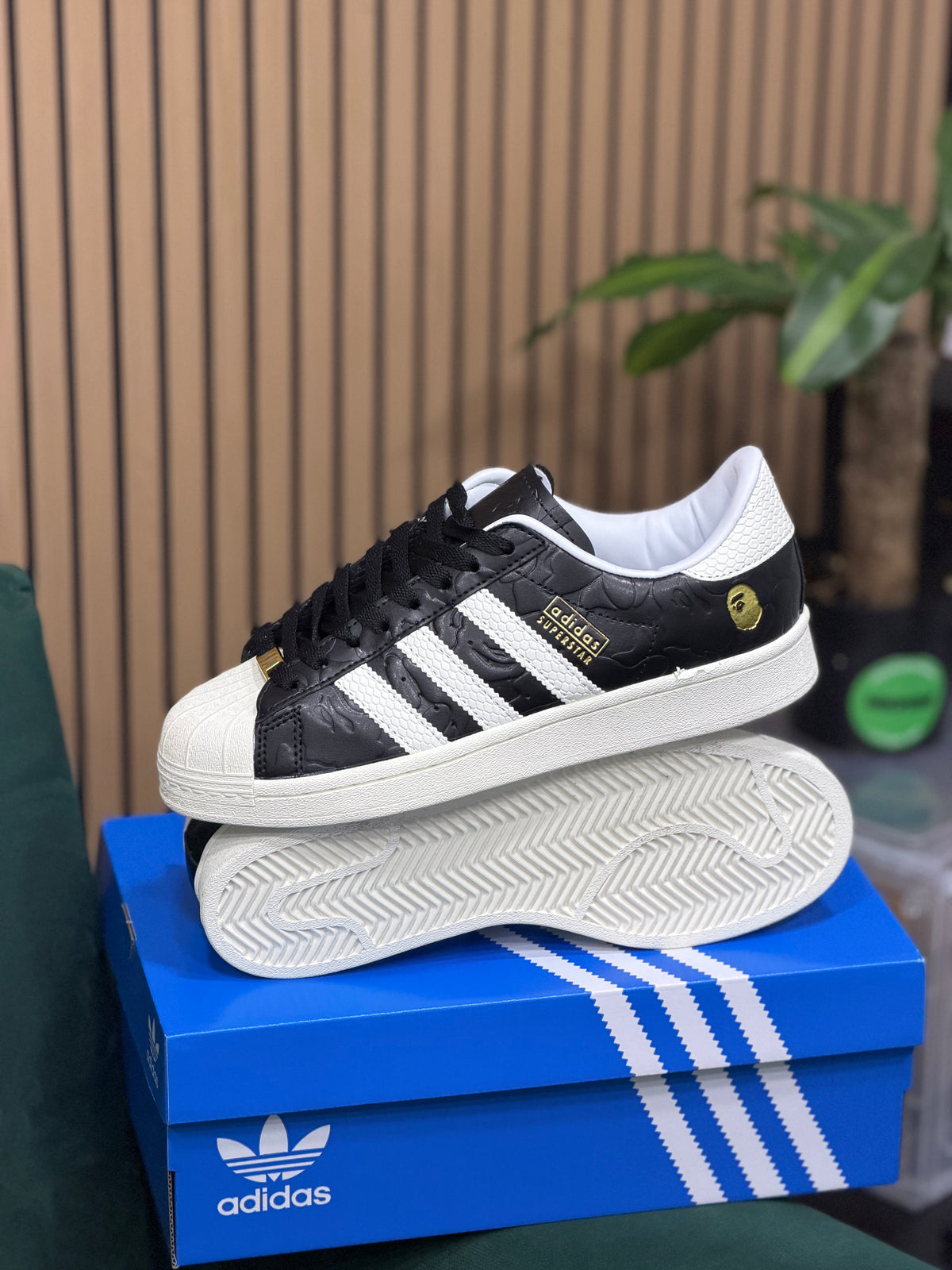 ADIDAS SUPERSTAR