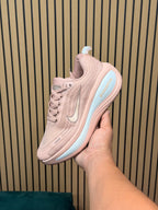NIKE VOMERO PLUS