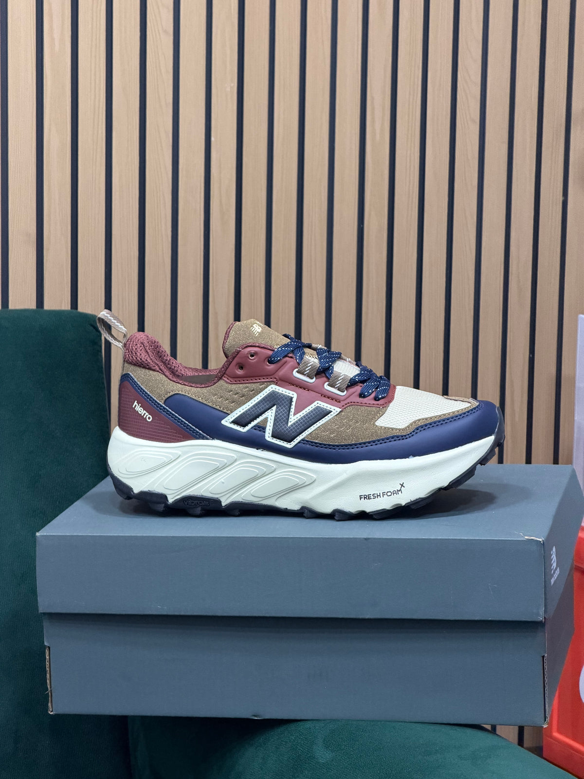 NEW BALANCE HIERRO