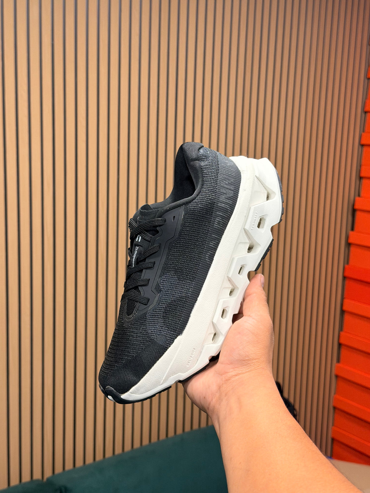 ON CLOUD MONSTER 3 HYPERBOOTS