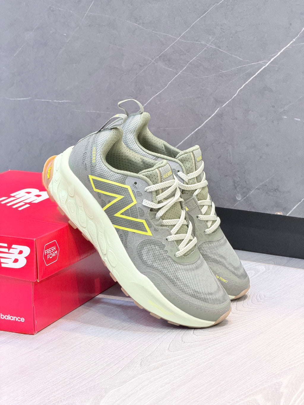 NEW BALANCE HIERRO