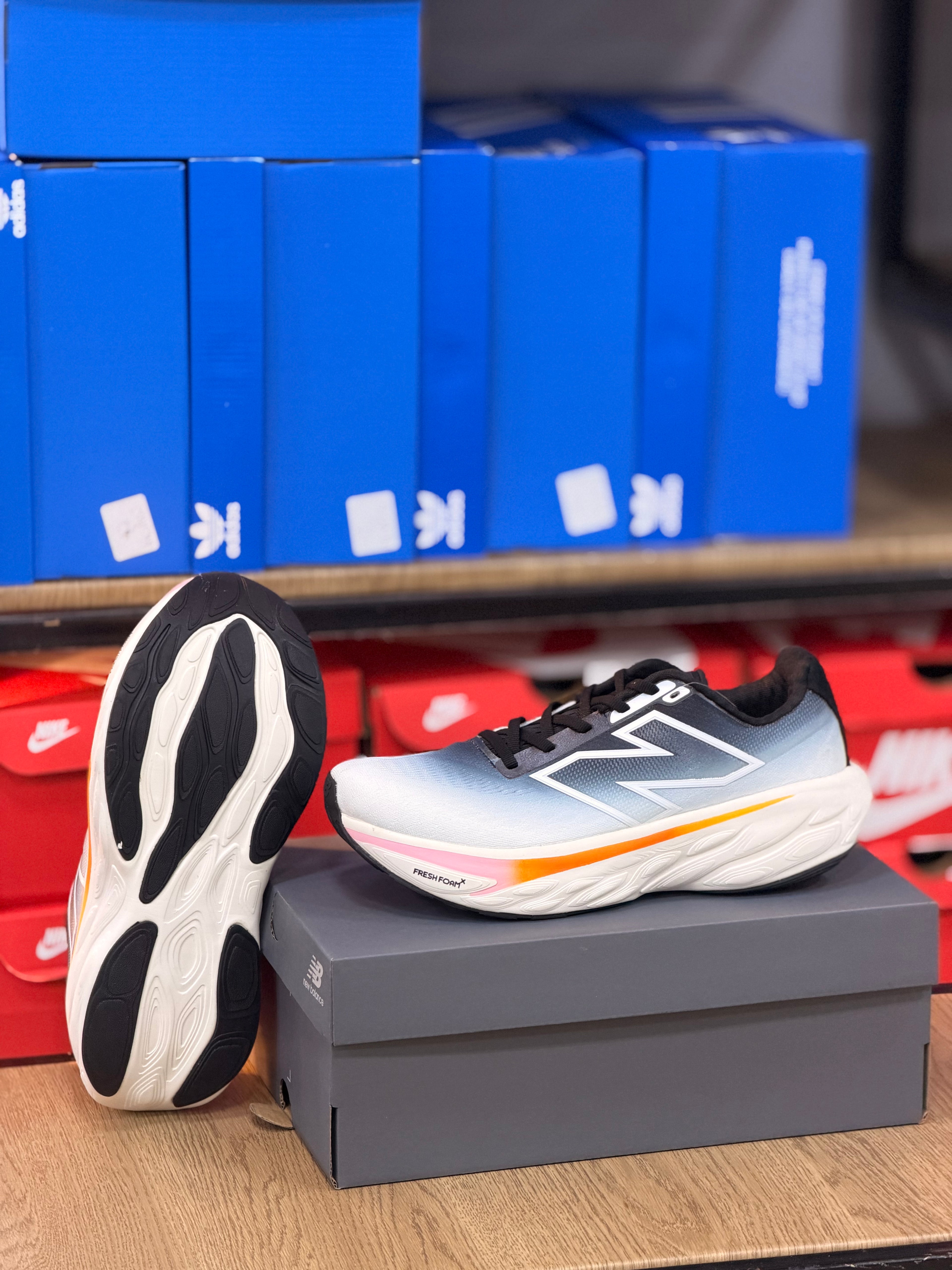 NEW BALANCE 1080