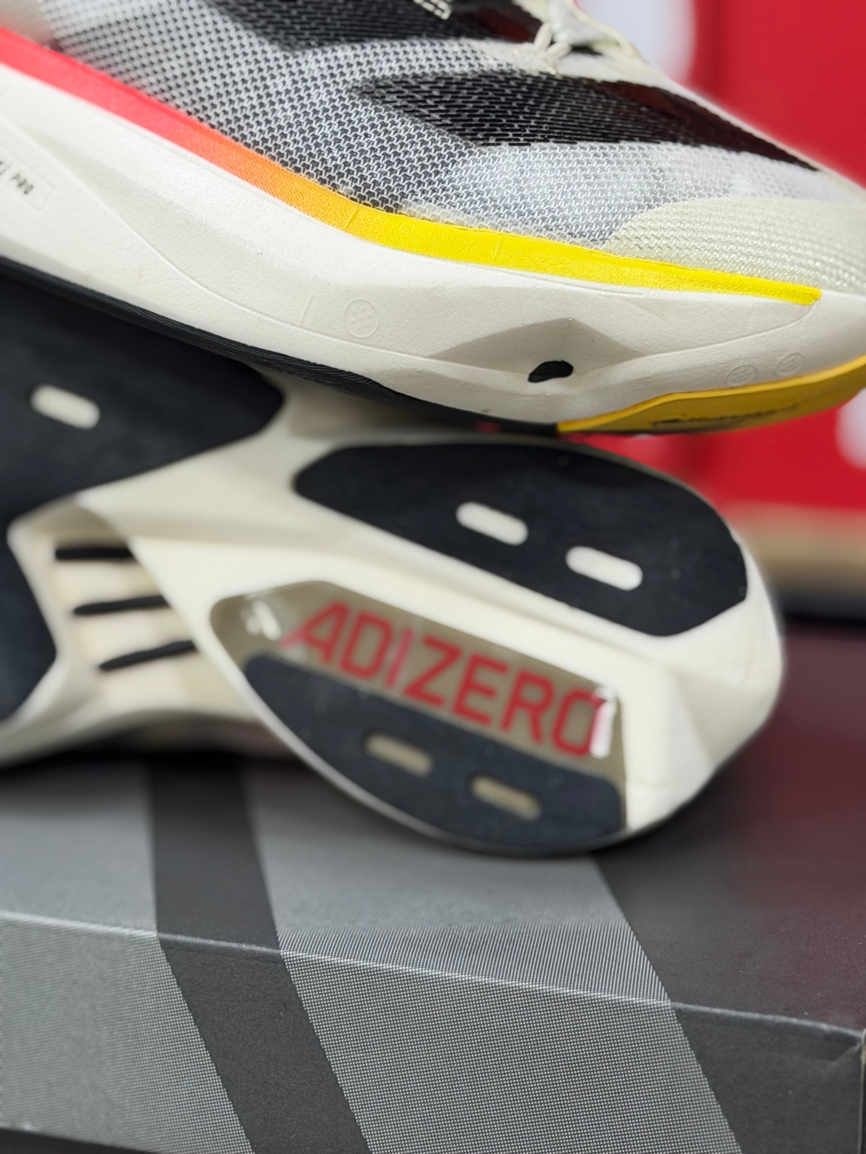 ADIZERO ADIÓS PRO 3