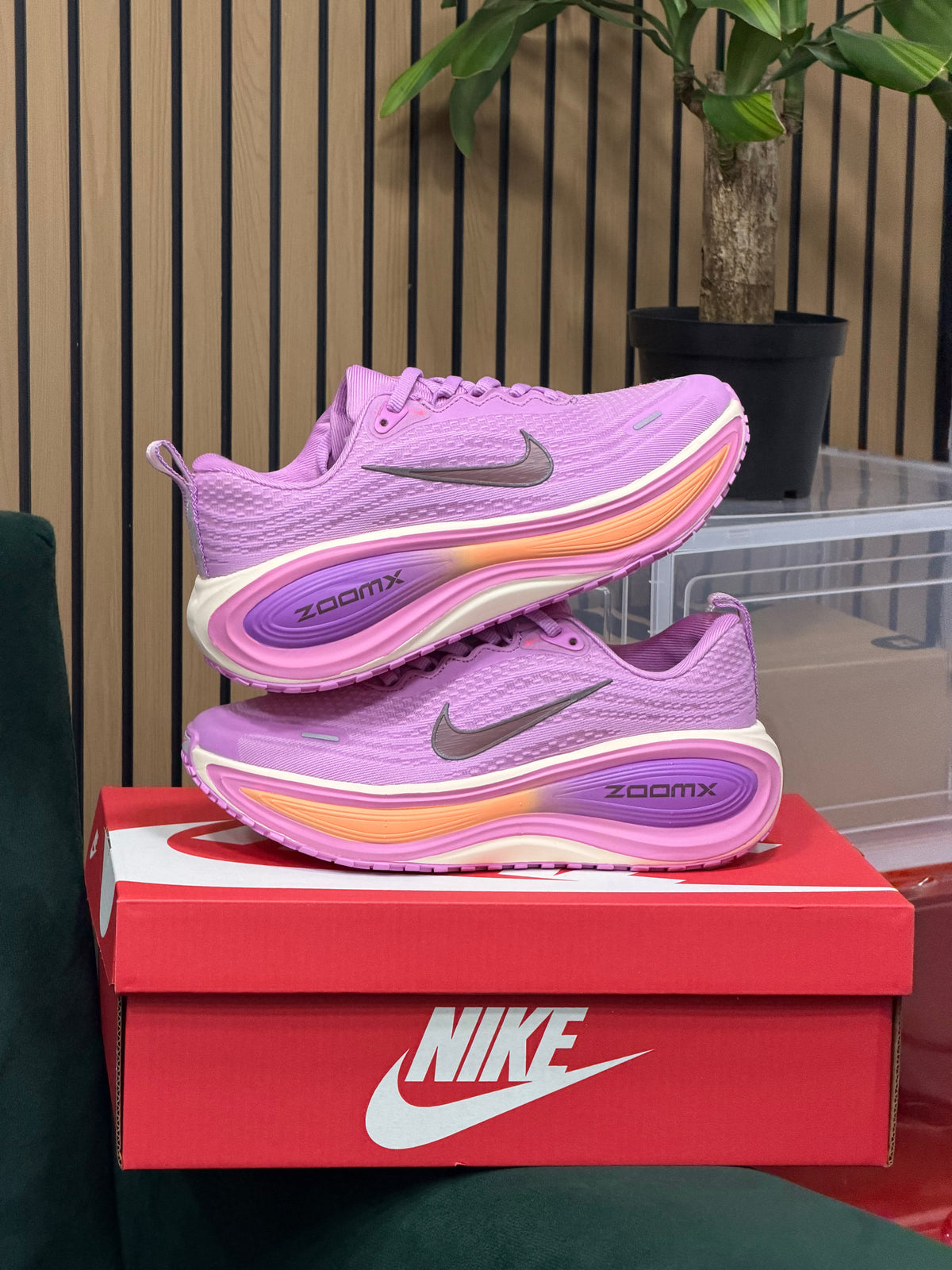 NIKE VOMERO PLUS