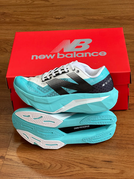 NEW BALANCE ELITE V4